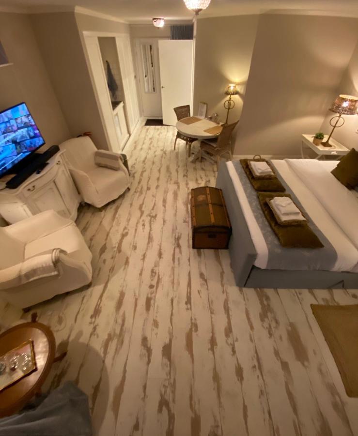 De Vijverkamer-----Prive Diner Op De Kamer Mogelijk!! Hoogeveen Zewnętrze zdjęcie